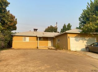 2205 Autumn St, Bakersfield, CA 93306