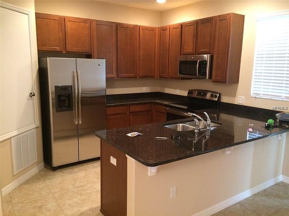 1st image of 2350 7 Oaks Dr