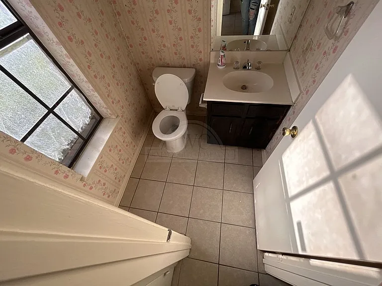 1307 Opal Rd — Photo 5