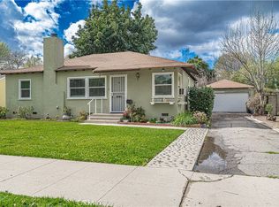 6859 Encino Ave, Van Nuys, CA 91406