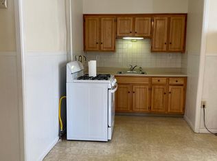 91 Chapel St, Lowell, MA 01852