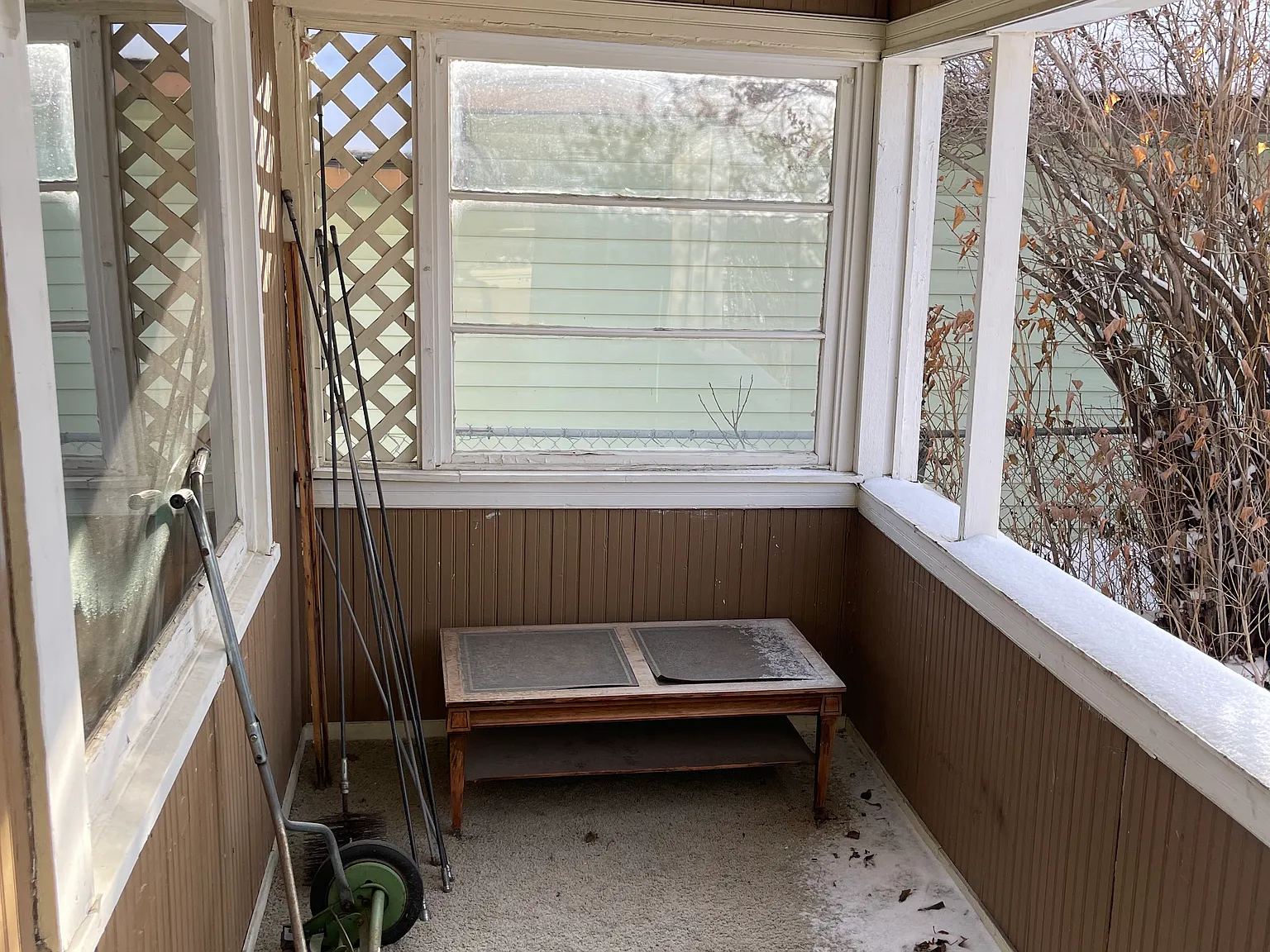 3 bed, 1200 sqft, $1,375 — Photo 2