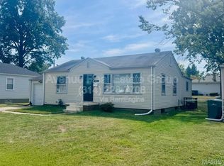 1520 Attica Dr, Saint Louis, MO 63137