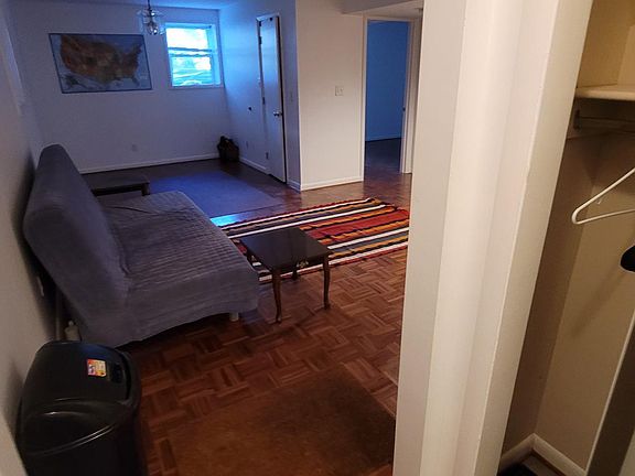 4th image of 2712 Calgary Ave #Basement