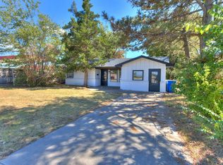 904 W Robinson St, Norman, OK 73069