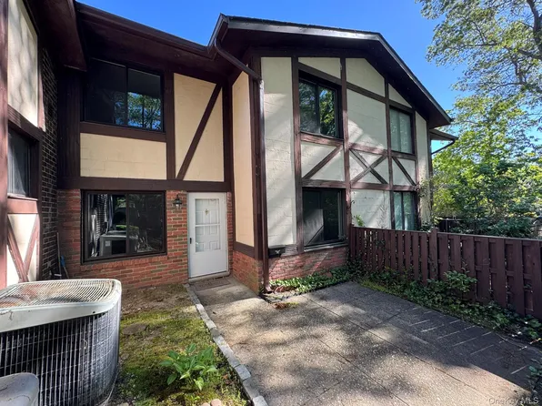 233 Sagamore Hills Drive, Port Jefferson Station, NY 11776