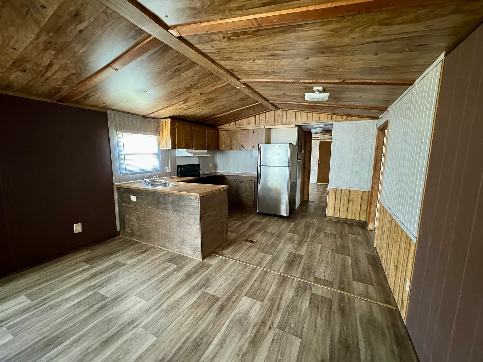 2 bed, $895 — Photo 3