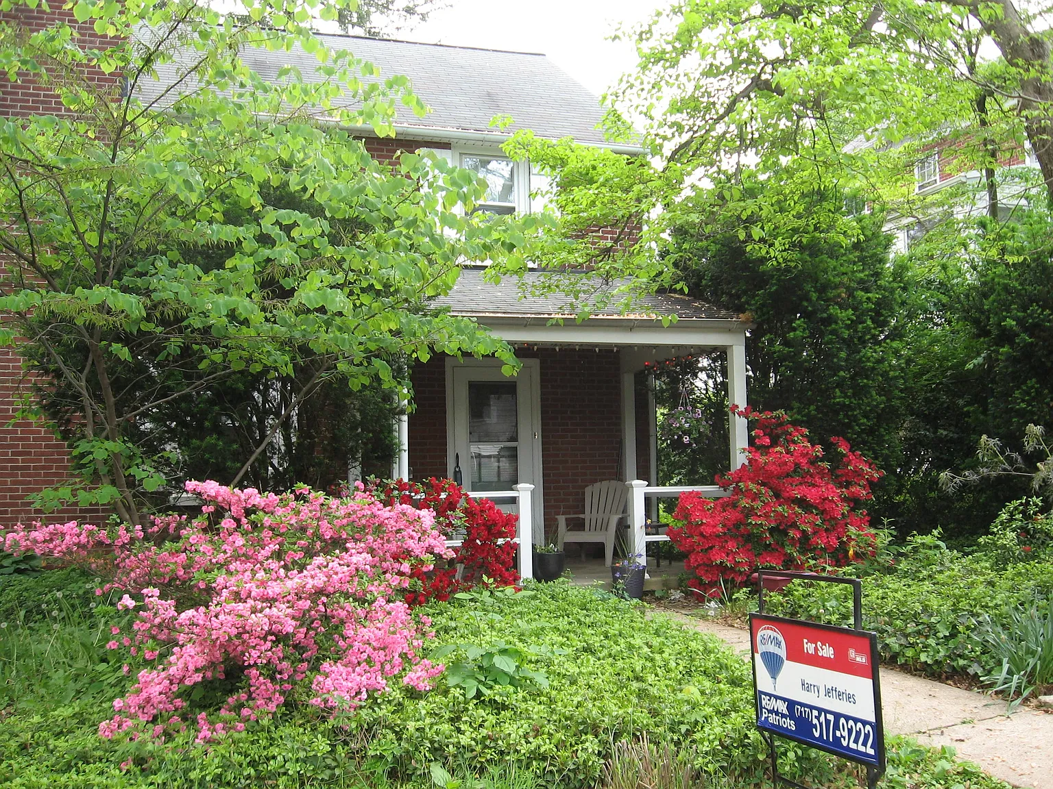 371 Atkins Ave photo 1
