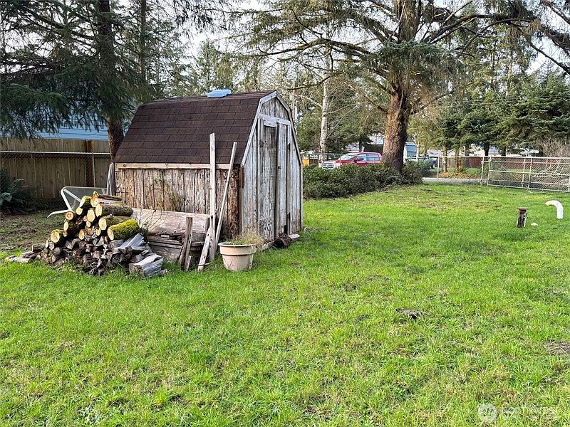 3rd image of 439 Quinault Avenue SE