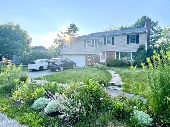 54 Bartley Ave, Portland, ME 04103