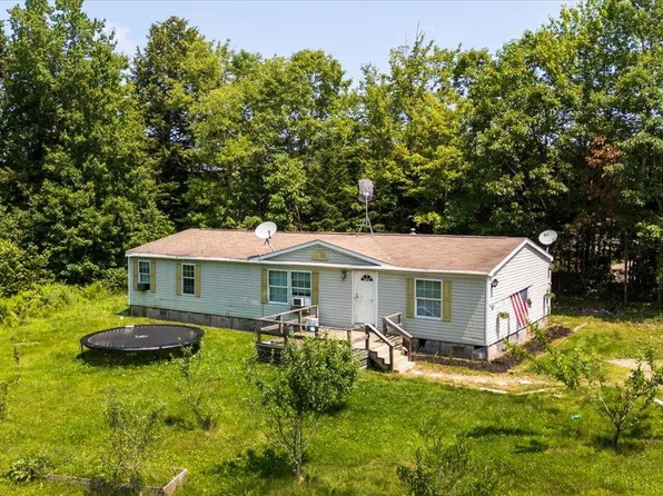1430 Manktown Road, Waldoboro, ME 04572