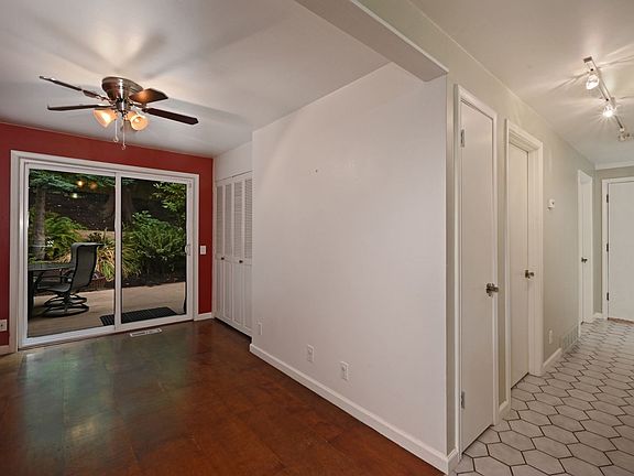 4th image of 5008 Puget Blvd SW
