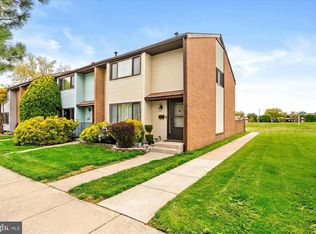 106 Danbury Ct, East Windsor, NJ 08520