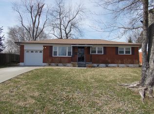 8906 Mapleview Dr, Louisville, KY 40258