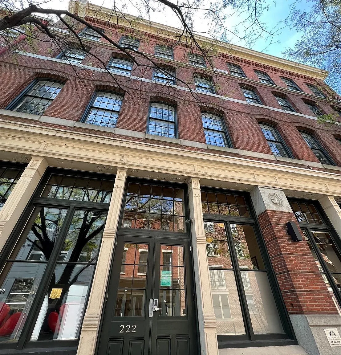 Pfeiffer House — Photo 1