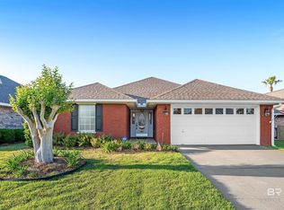372 Plantation Ln, Gulf Shores, AL 36542