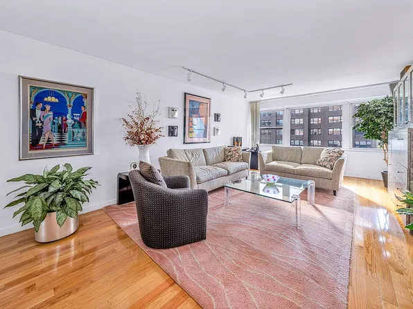 75 E End Ave APT 9H, New York, NY 10028