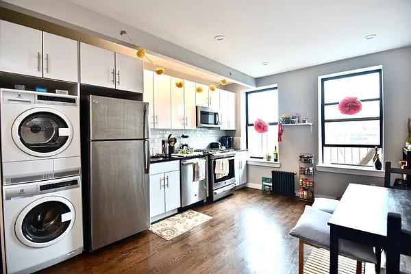 Rented by Bohemia Realty Group | media 2