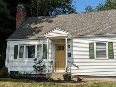 154 Rood Avenue, Windsor, CT, 06095