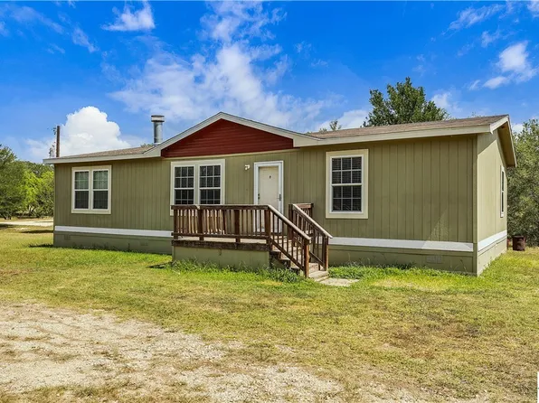 179 High Ridge Meadows Dr, Gonzales, TX 78629