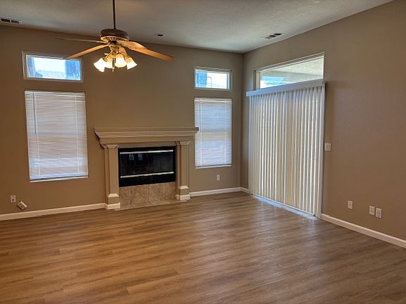 4th image of 1905 Glenwood Dr