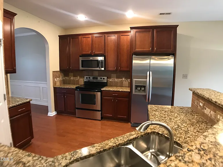 516 Arbor Crest Rd — Photo 9