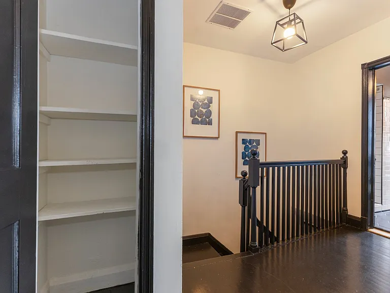 1543 Northwick Rd #2 — Photo 18