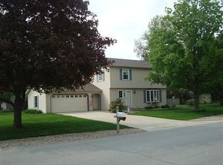 1044 S Westwood Dr, La Porte, IN