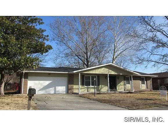 6 Jeanette Dr photo 1