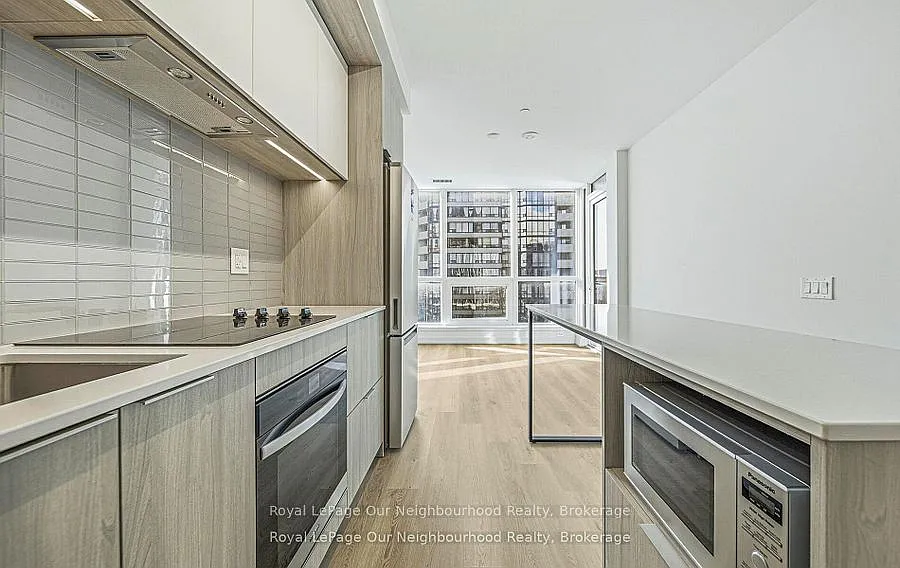 2 bed, $2,600 — Photo 3