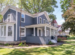 213 N Main St, Sandwich, IL 60548