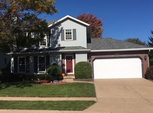 3474 43rd Avenue Ct, Bettendorf, IA 52722