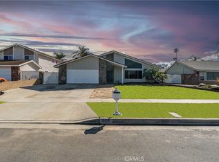 1055 Meadowview Ct, Corona, CA
