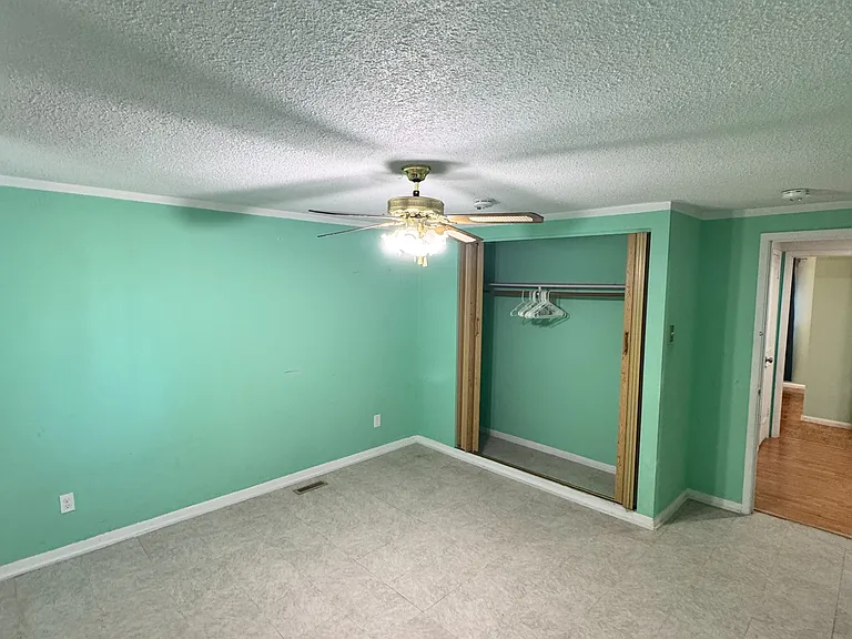 7610 Anaka Dr — Photo 10