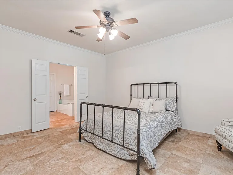 11549 Fountainbridge Dr — Photo 12
