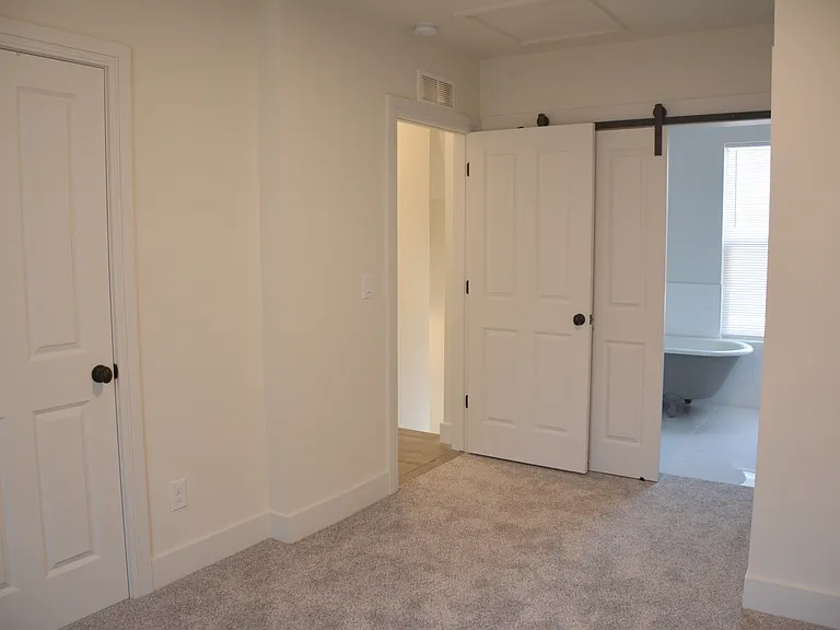 2425 W 39th Ave — Photo 16