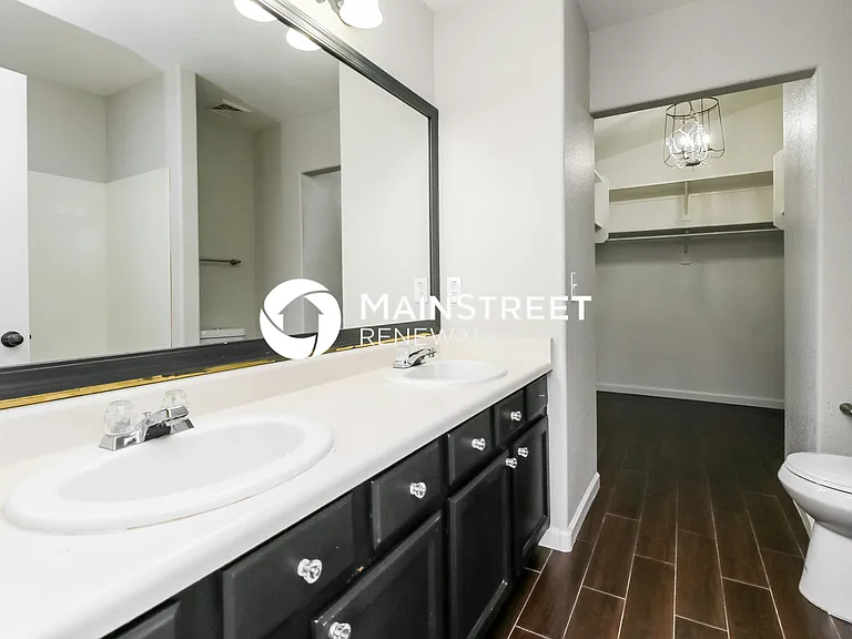 Main Bathroom
