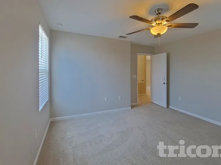201 Sangmon Ct — Photo 11