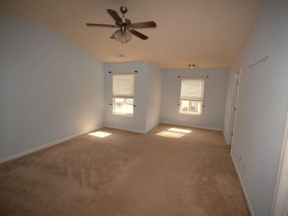 4th image of 45 Providence Oak Ct #28