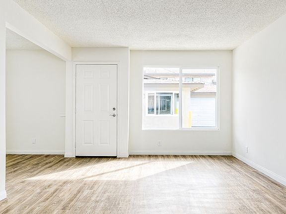 2nd image of 2746 Walnut Grove Ave #2742