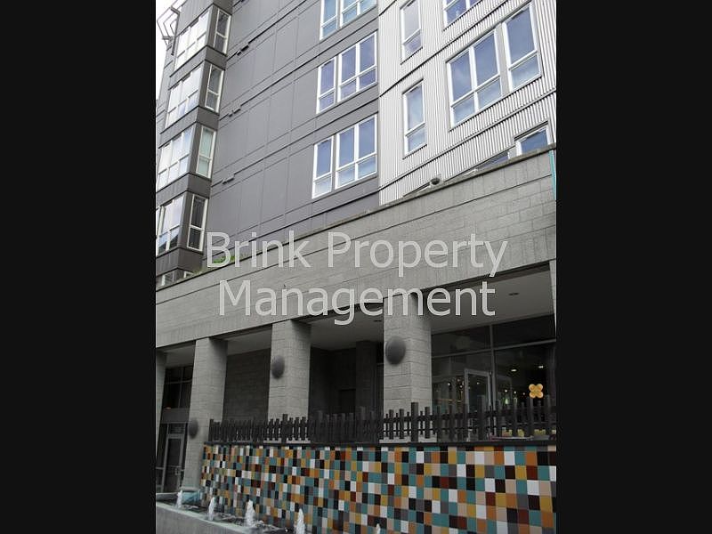 1st image of 1420 E Pine St Unit 707