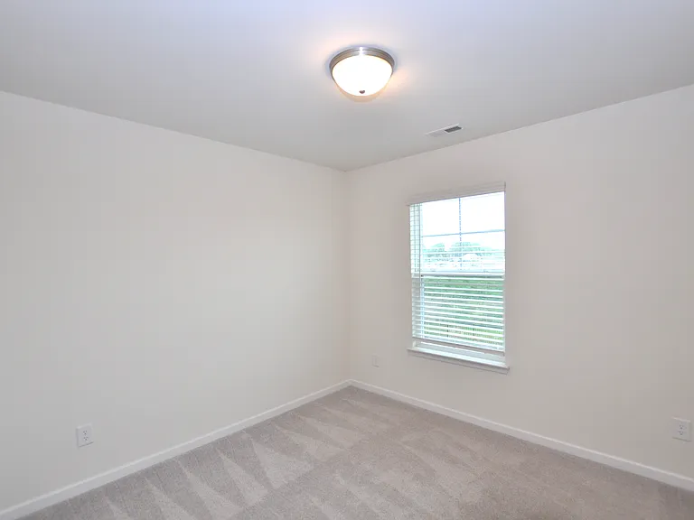 536 Laurens St — Photo 10