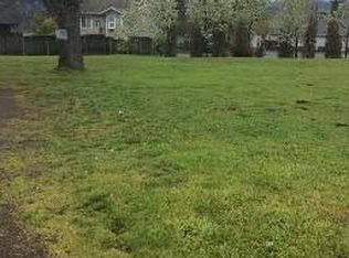 1546 Cascade Ave, Hood River, OR 97031