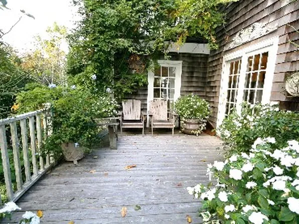 128 Sagaponack Rd, Bridgehampton, NY 11932
