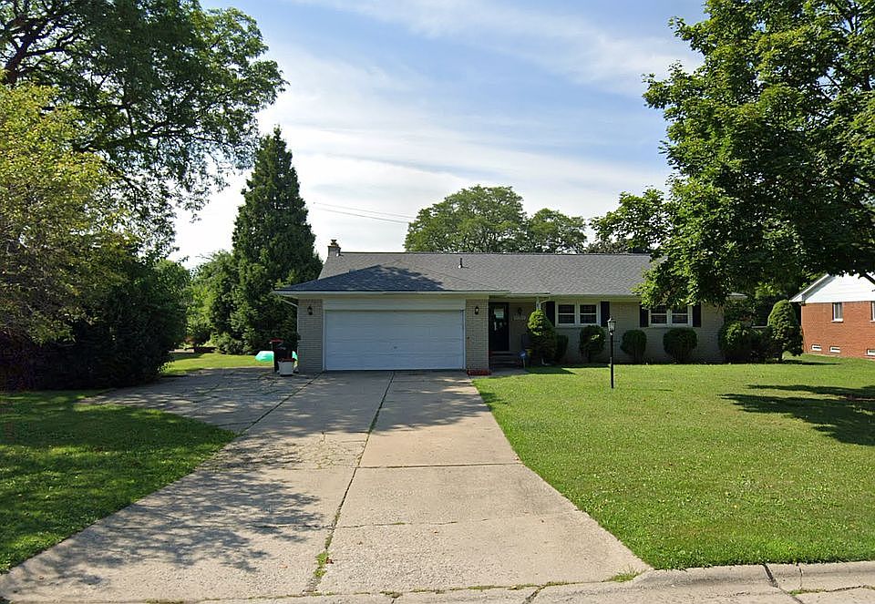 1st image of 17135 Lincoln Dr