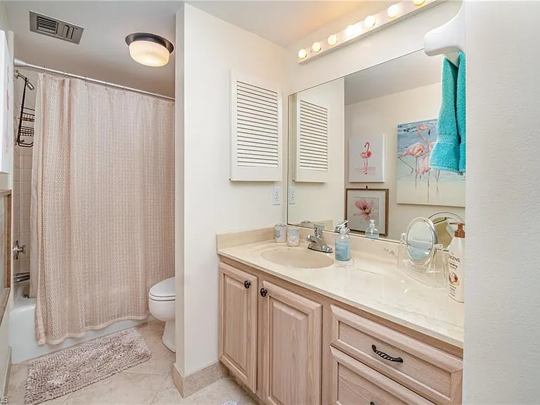 3443 Gulf Shore Blvd N #609 — Photo 12