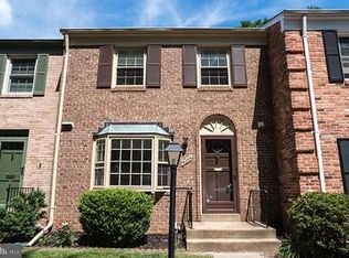 9255 Bailey Ln, Fairfax, VA 22031