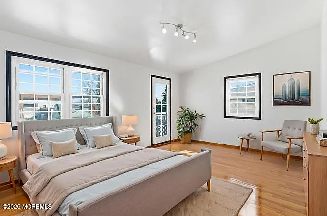 22 Schuyler Ave — Photo 5