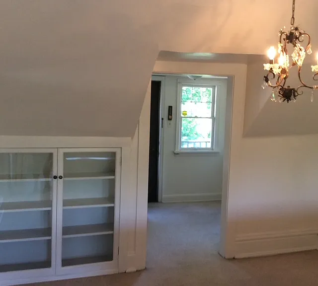 307 E Edison Ave — Photo 5