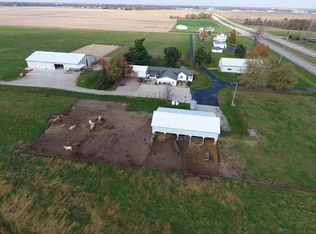 9440 Heritage Rd, Clinton, IL 61727